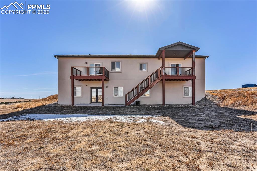 Image 41 of 48: Back of Structure