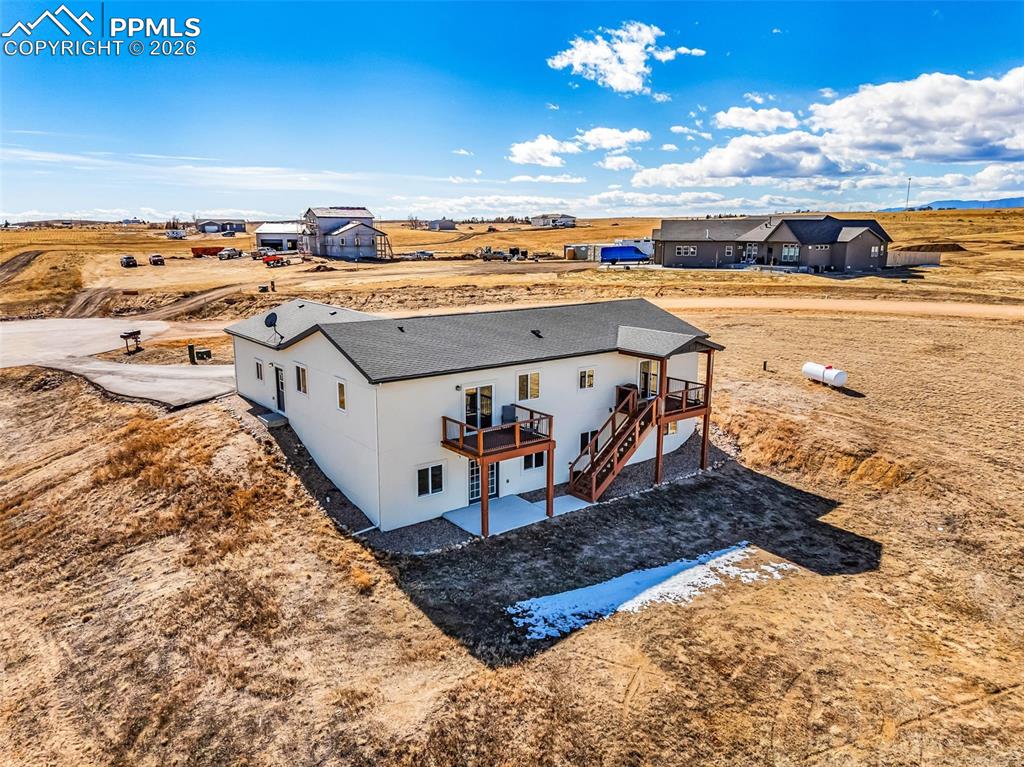 Image 42 of 48: Back of Structure