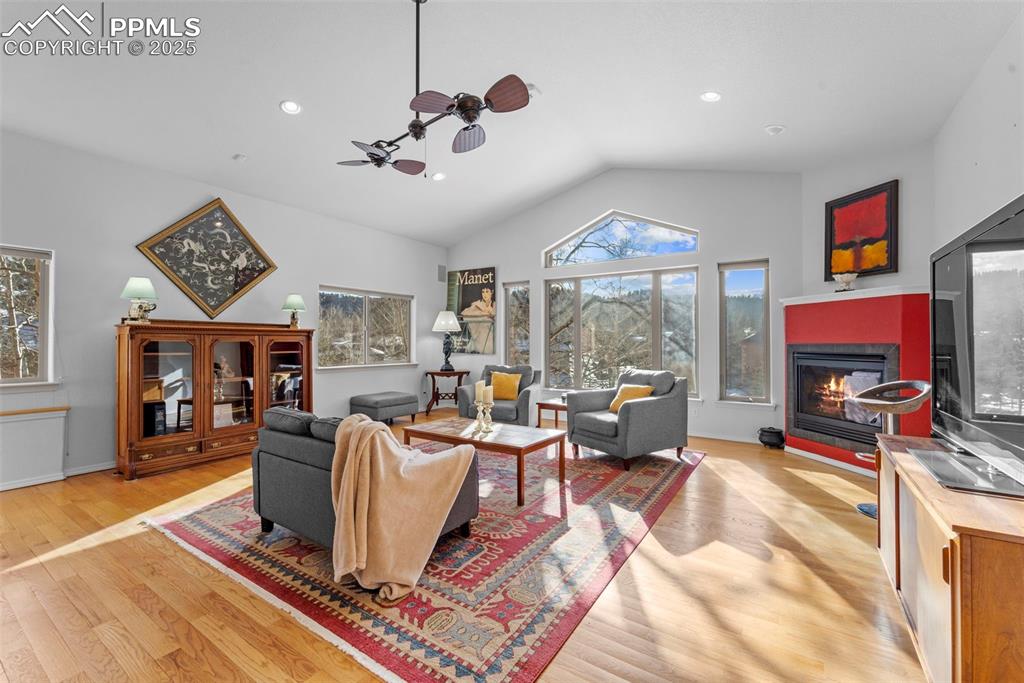Image 8 of 44: Living Room