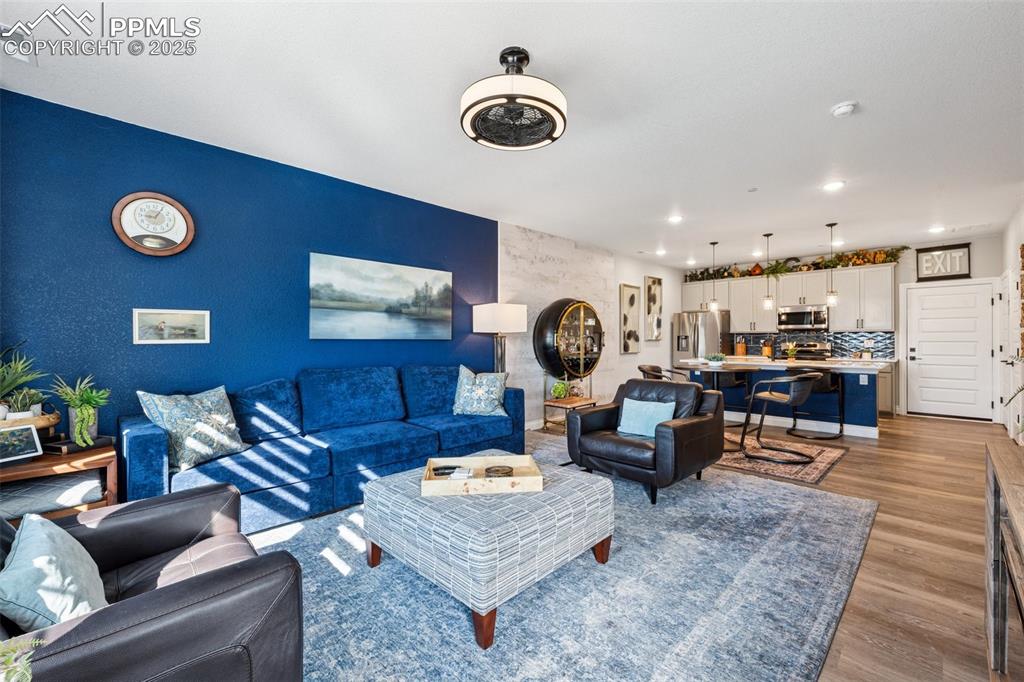 Image 11 of 32: Living Room