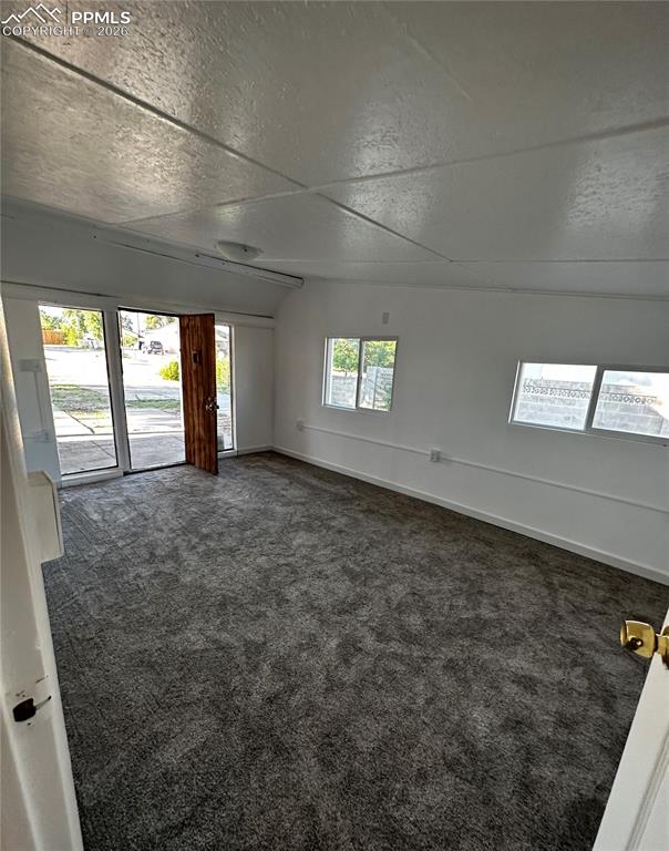 Image 6 of 13: Private Bedroom