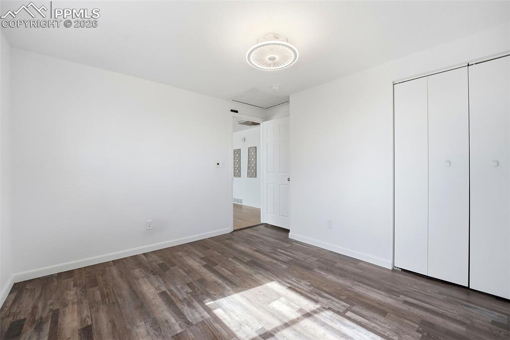 Image 17 of 45: Bedroom