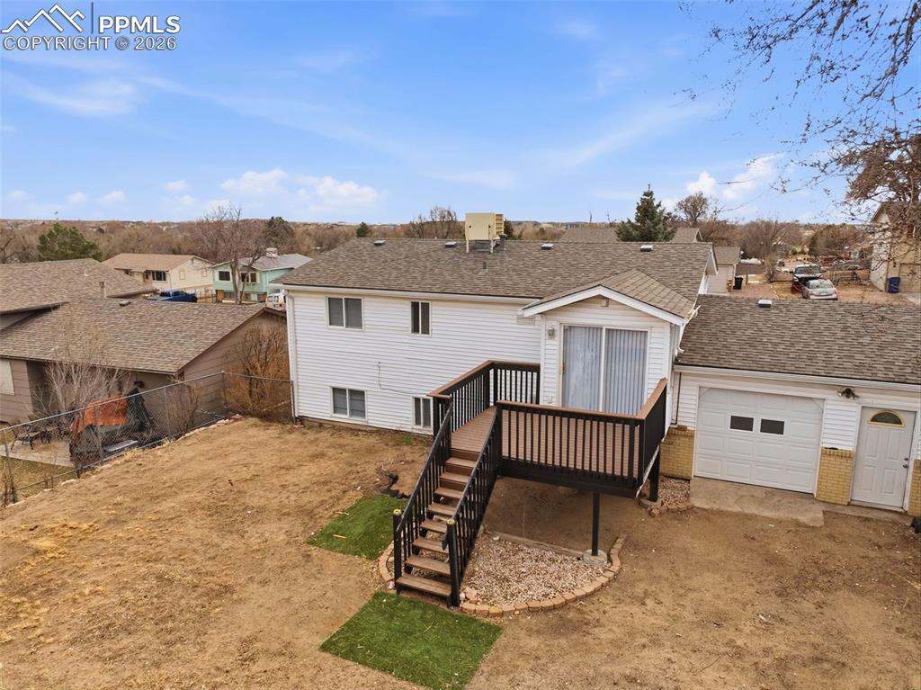 Image 43 of 45: Back of Structure