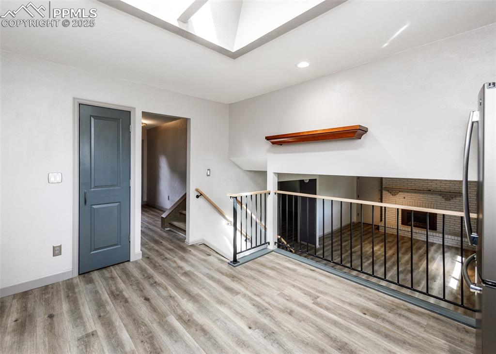 Image 14 of 50: Kitchen also features Pantry and Eat-in Area