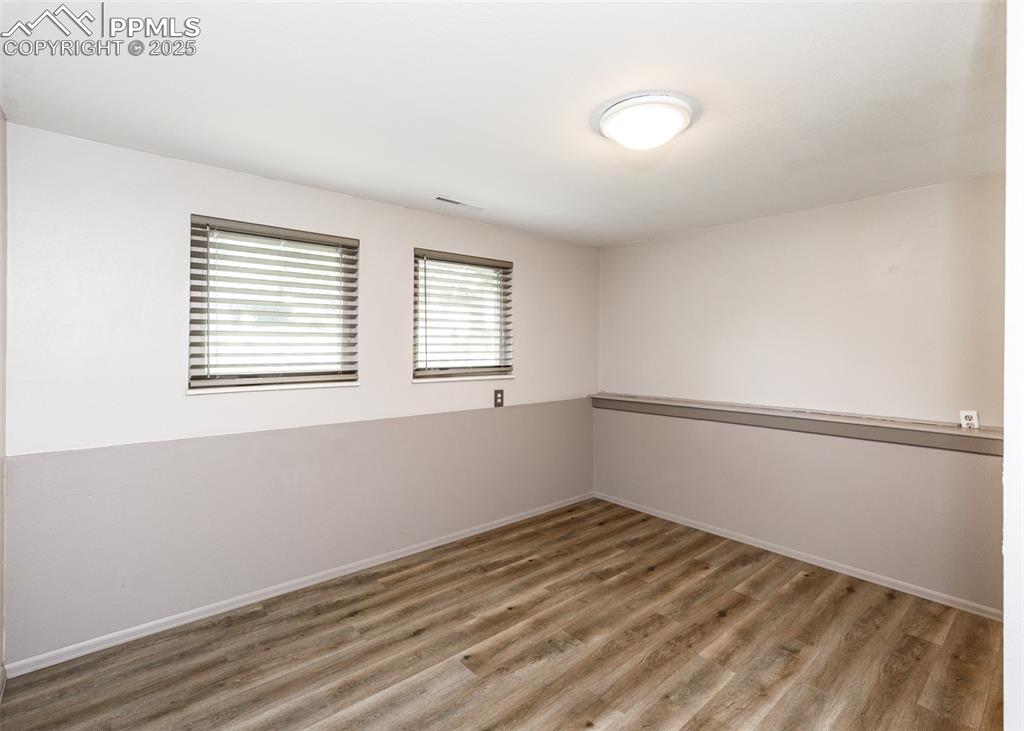 Image 30 of 50: 9x12 Bedroom on Lower Level