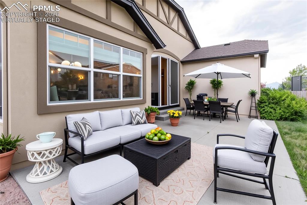 Image 43 of 50: Virtually Staged