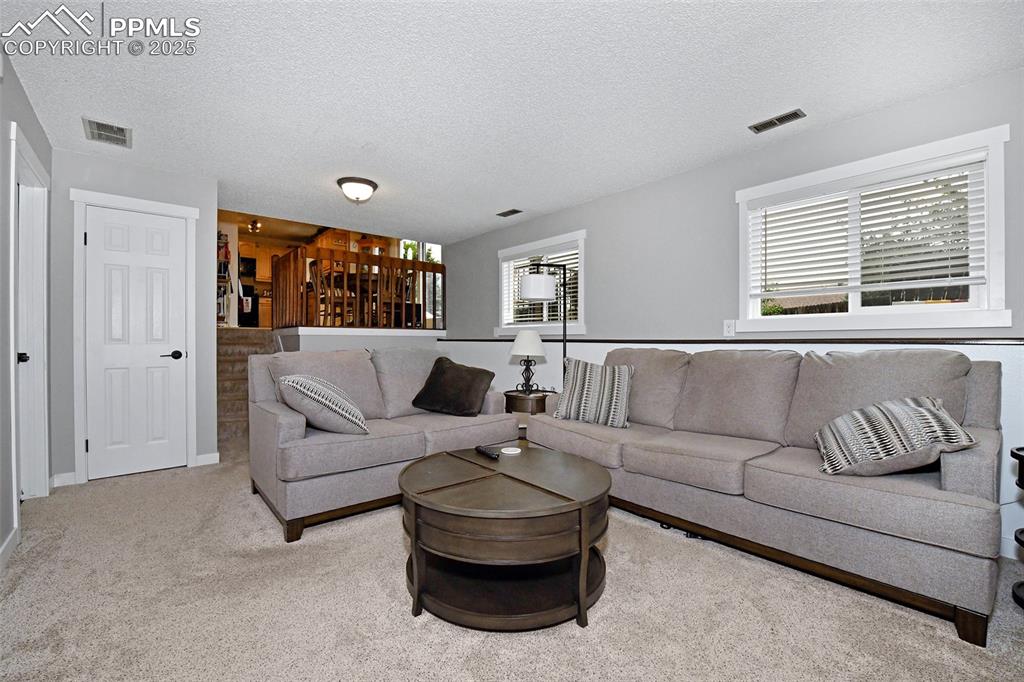 Image 11 of 35: Family Room