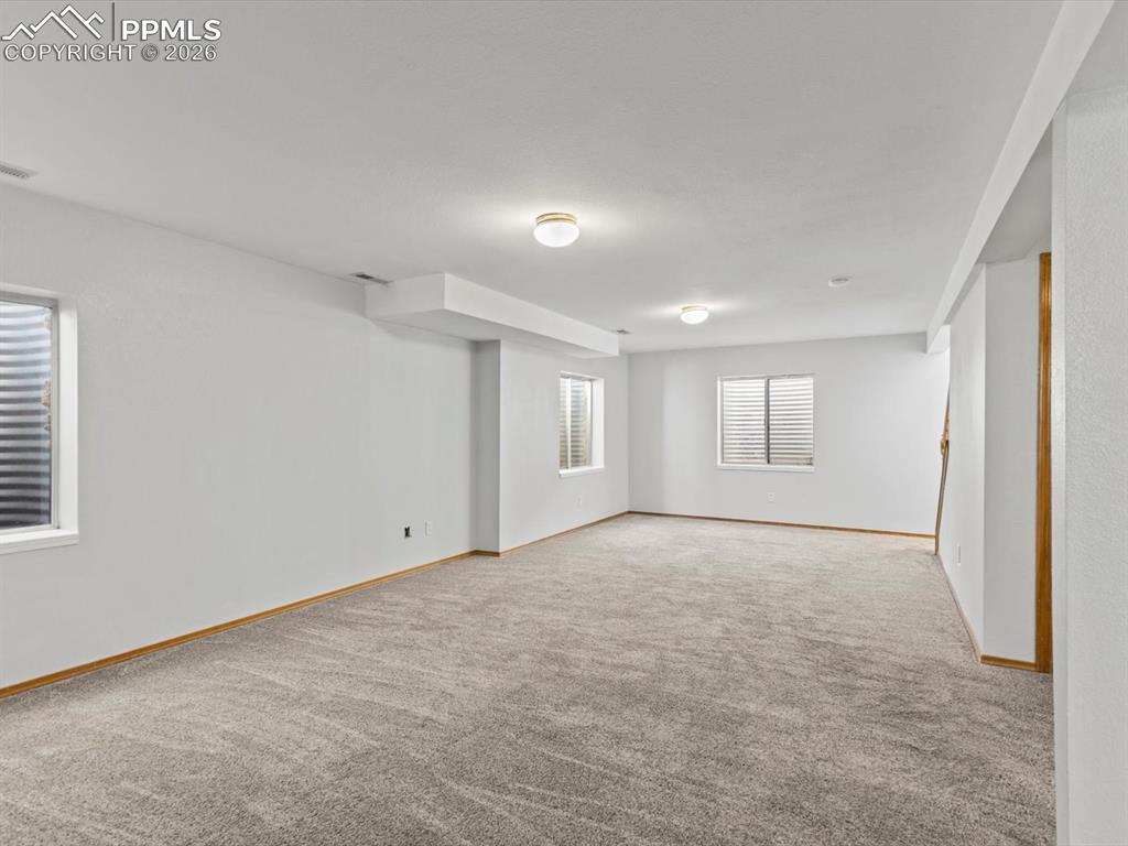 Image 20 of 36: Family Room