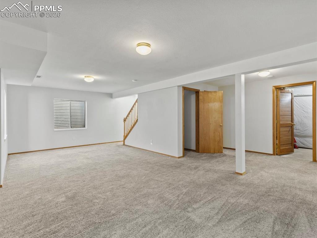 Image 23 of 36: Family Room