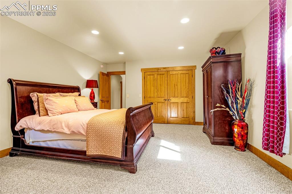 Image 37 of 47: Bedroom