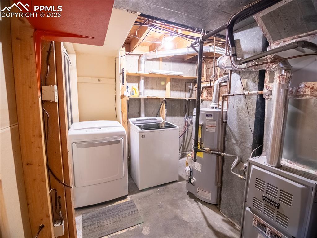 Image 25 of 25: Laundry