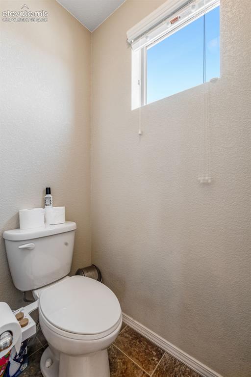Image 19 of 35: Bathroom