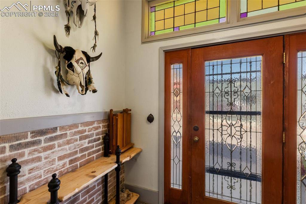 Image 6 of 43: this is the entry from Third Street, you pass through it to enter the "foye