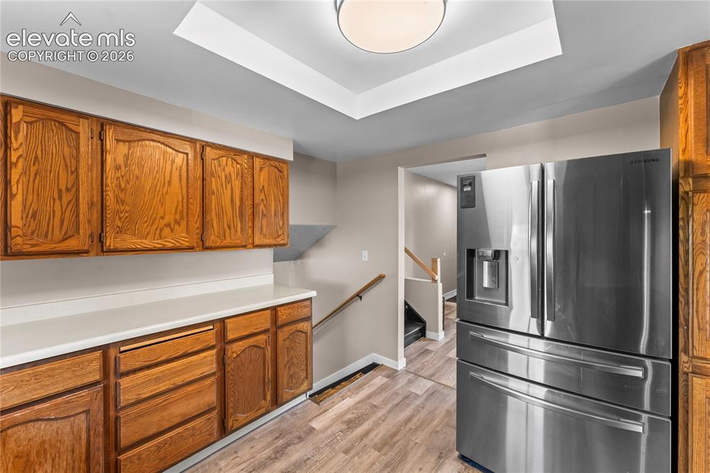 Image 13 of 41: Kitchen