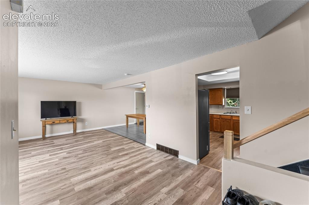Image 4 of 41: Living Room