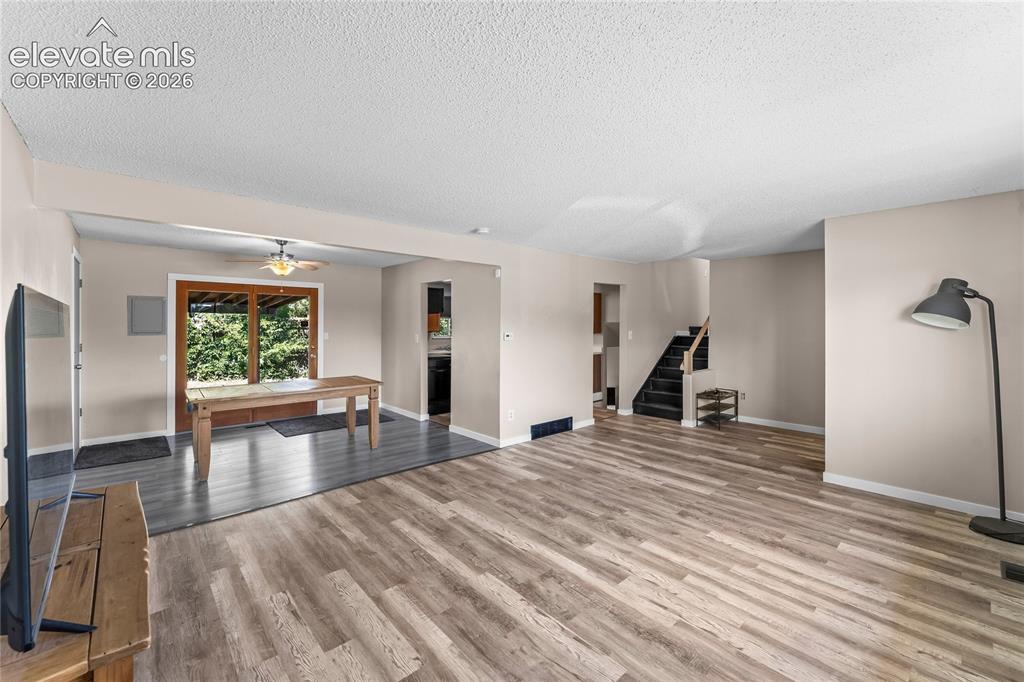 Image 6 of 41: Living Room
