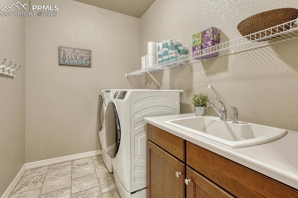 Image 20 of 48: Laundry