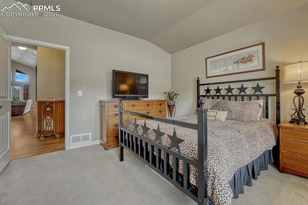 Image 22 of 48: Bedroom