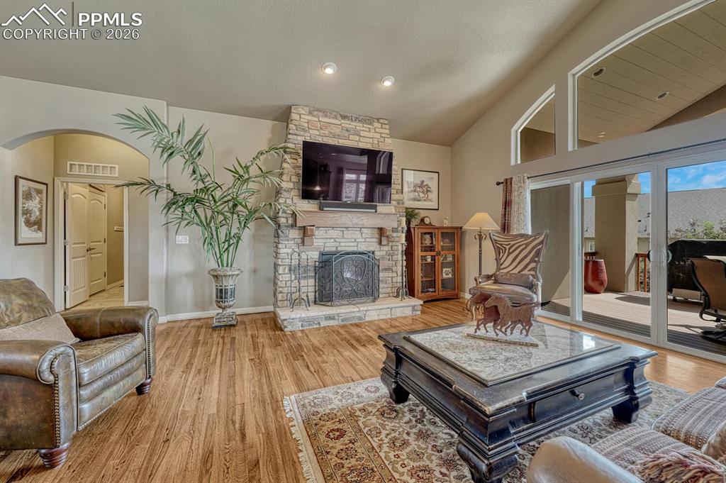Image 7 of 48: Living Room