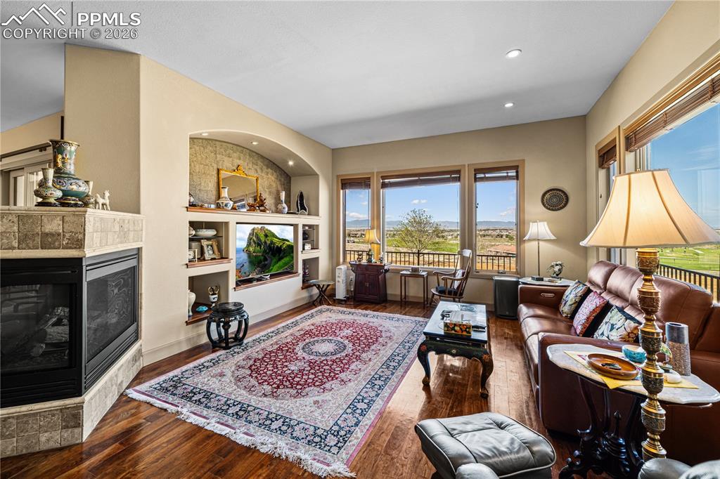 Image 12 of 48: Living Room