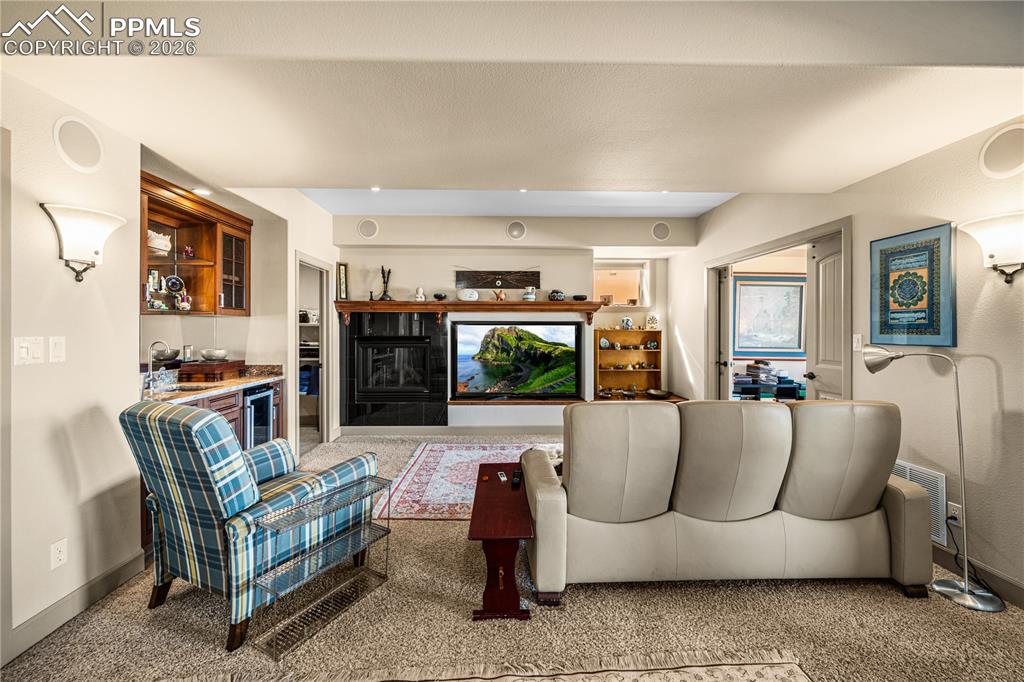 Image 32 of 48: Living Room