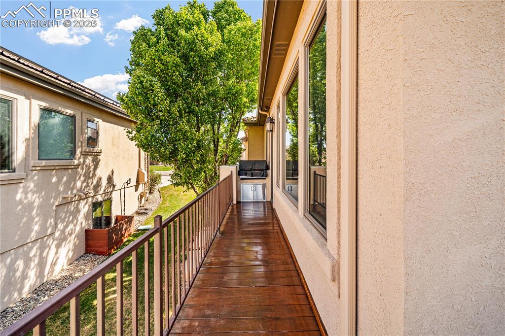 Image 42 of 48: Balcony