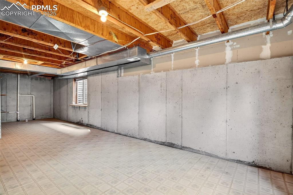 Image 25 of 30: Basement