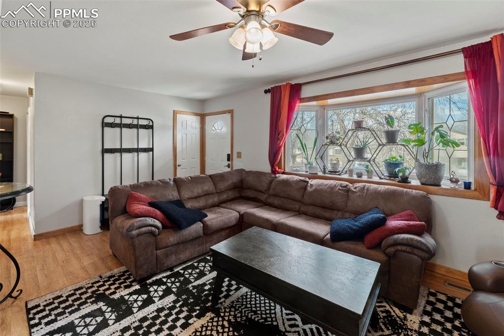 Image 5 of 45: Living Room