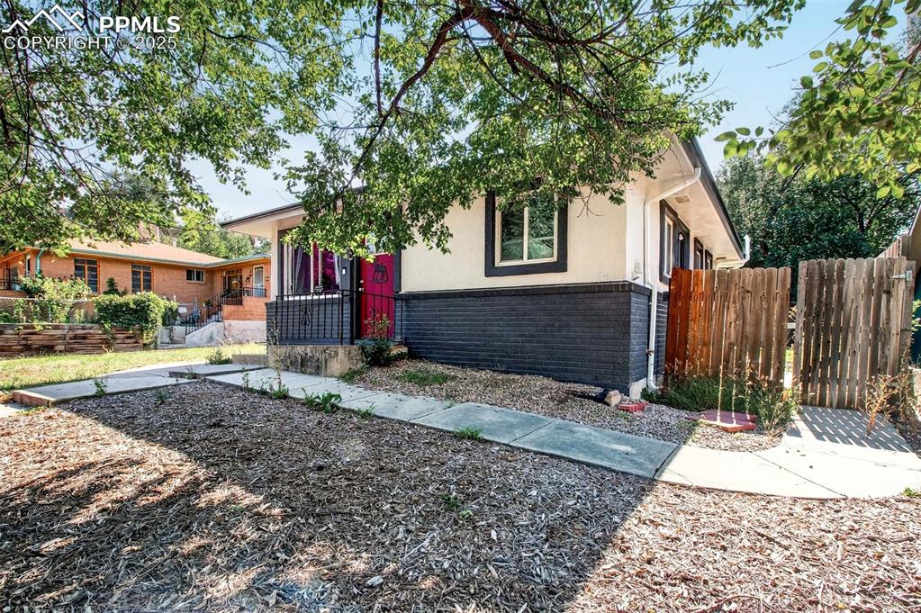 Image 22 of 37: Unit 405 Entrance