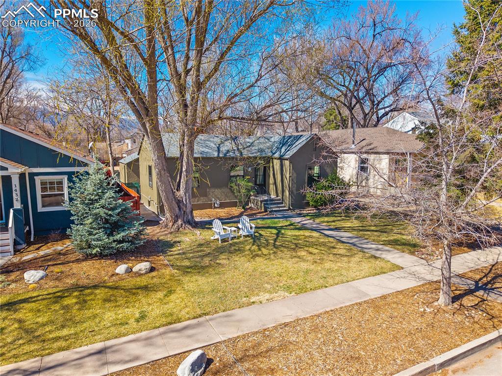 Image 6 of 50: Front of Structure