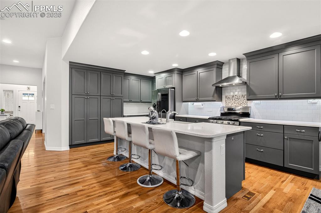 Image 10 of 48: Kitchen