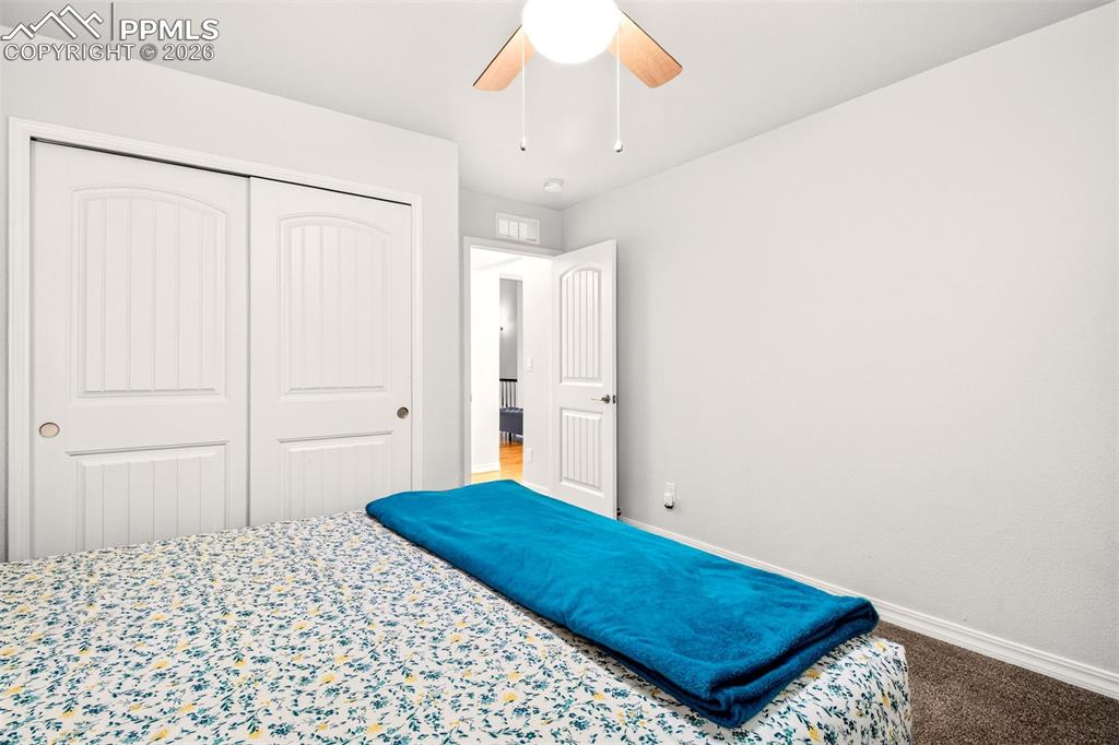 Image 16 of 48: Bedroom