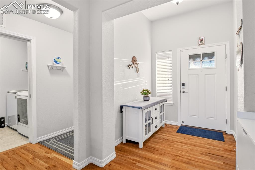 Image 4 of 48: Entry