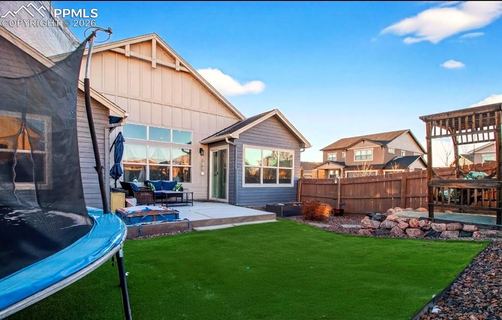 Image 41 of 48: Back of Structure