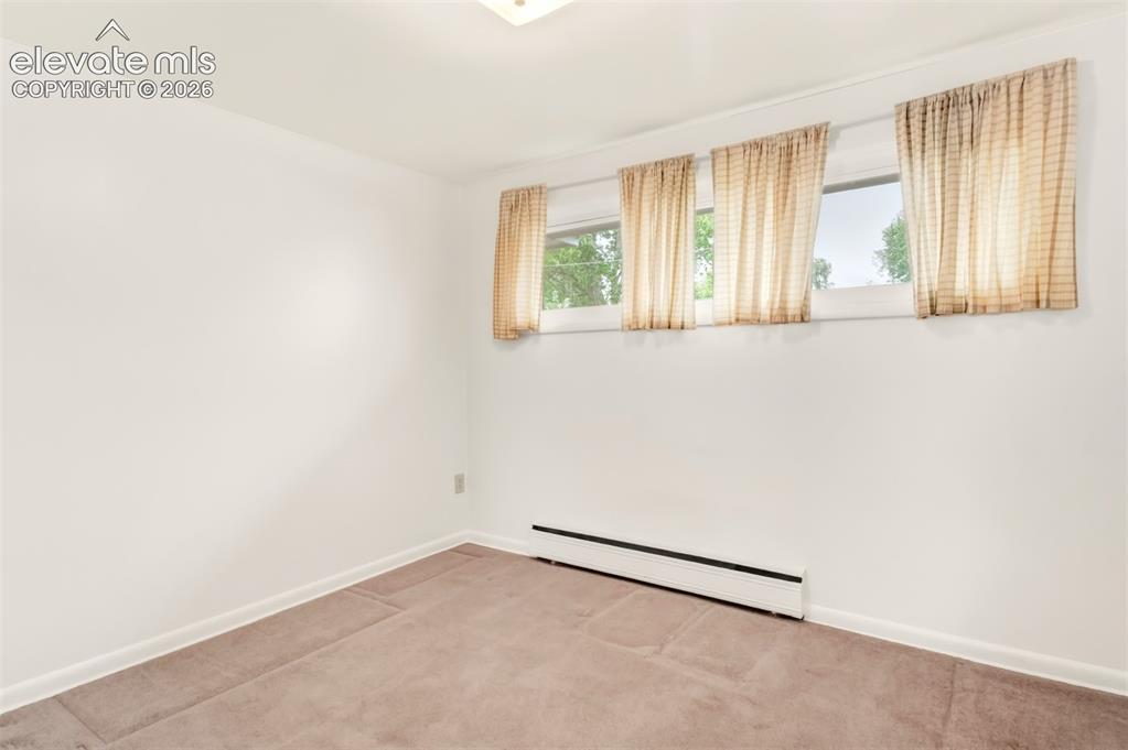 Image 14 of 25: Bedroom 1