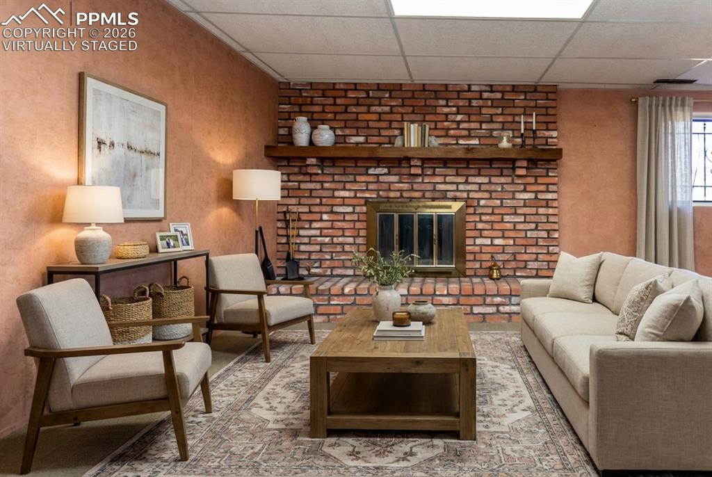 Image 34 of 50: Virtually Staged