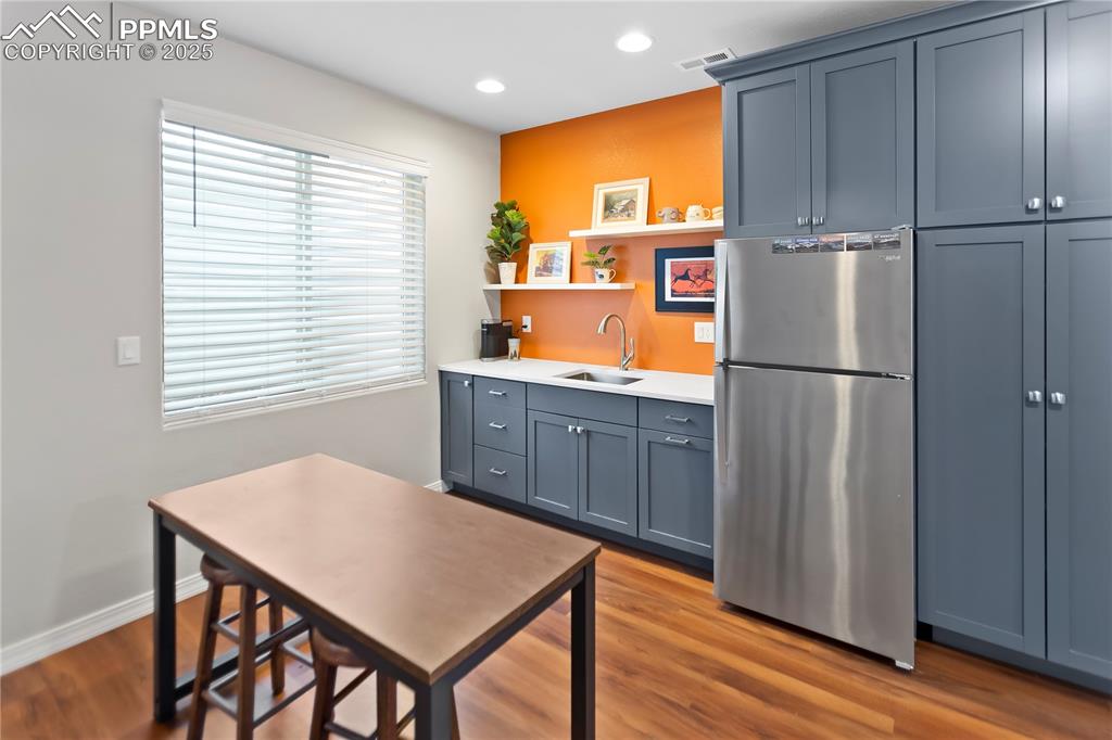 Image 5 of 36: Kitchen