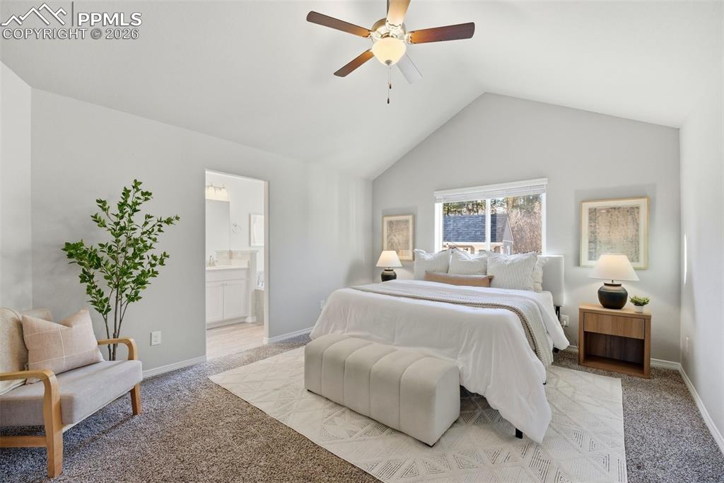 Image 19 of 49: Bedroom