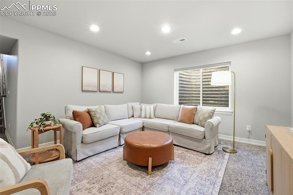 Image 32 of 49: Living Room