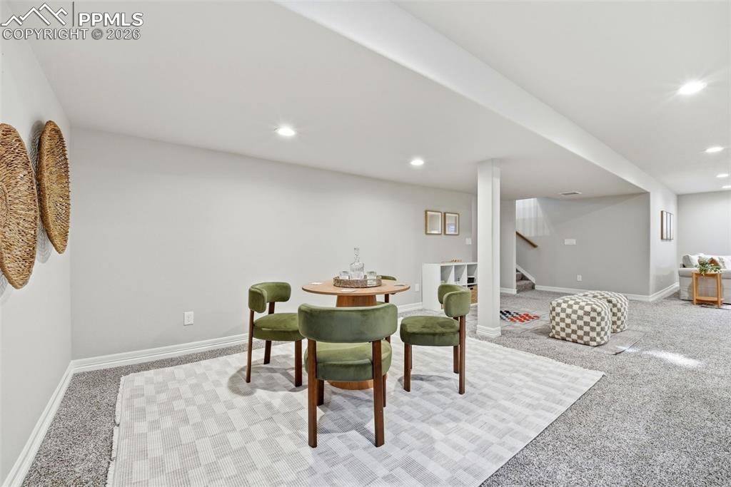 Image 38 of 49: Dining Area