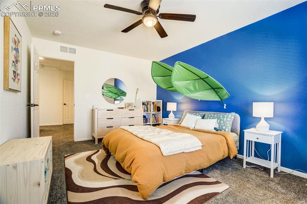 Image 22 of 43: Bedroom