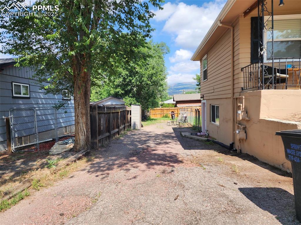 Image 5 of 24:  long wide driveway suitable for 4 vehicles 