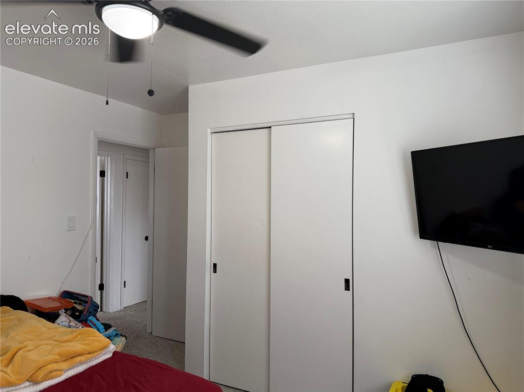 Image 14 of 28: Bedroom