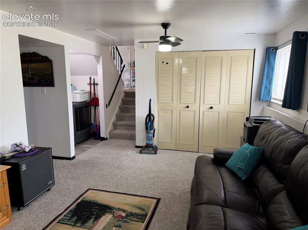Image 19 of 28: Living Room