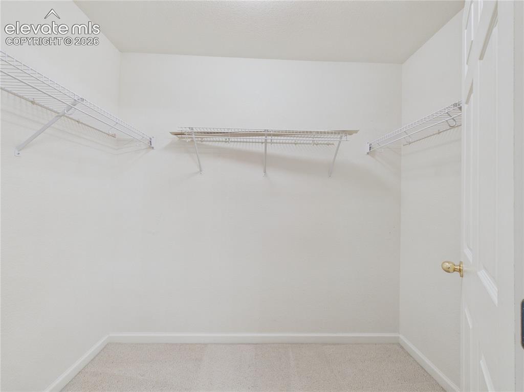 Image 16 of 25: Closet