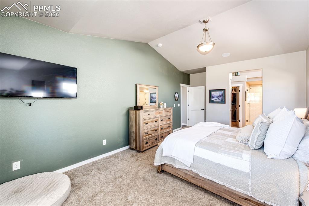 Image 12 of 39: Bedroom
