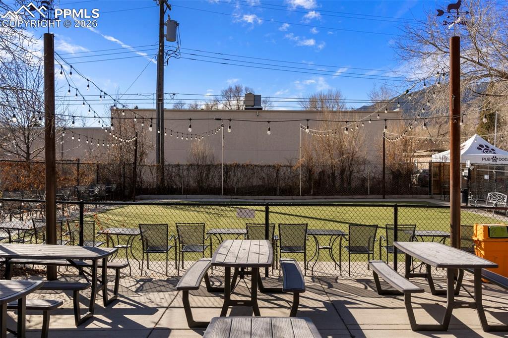 Image 22 of 48: Deck