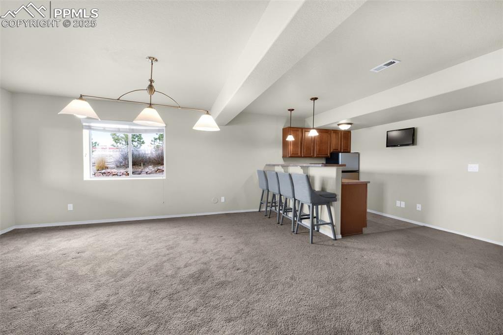 Image 26 of 49: Kitchen