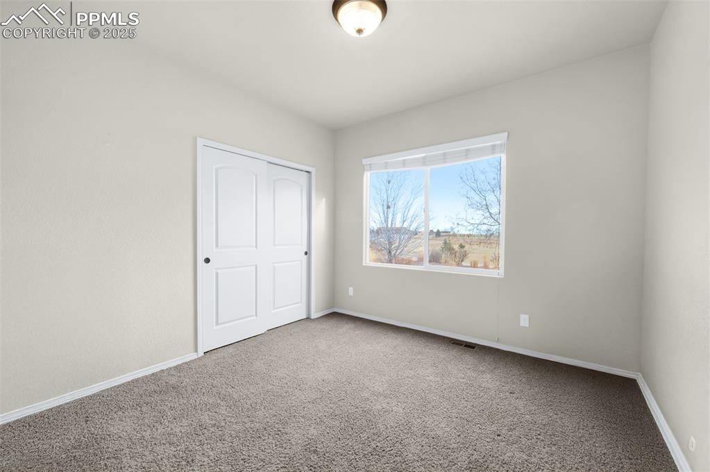 Image 31 of 49: Bedroom