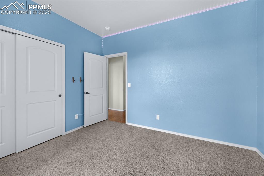 Image 34 of 49: Bedroom